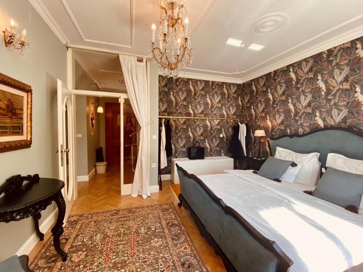 Adora Luxury Hotel Блед Екстериор снимка